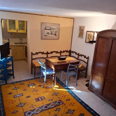 Villa Tuscany Gorello. In Toscana. Jacuzzi Con Tetto In Cristallo,piscina Arezzo