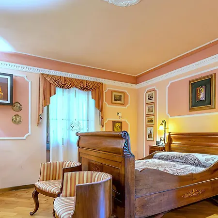 Tuscany Gorello. In Toscana. Jacuzzi Con Tetto In Cristallo,piscina Villa