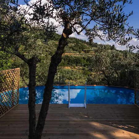 Tuscany Gorello. In Toscana. Jacuzzi Con Tetto In Cristallo,piscina Villa